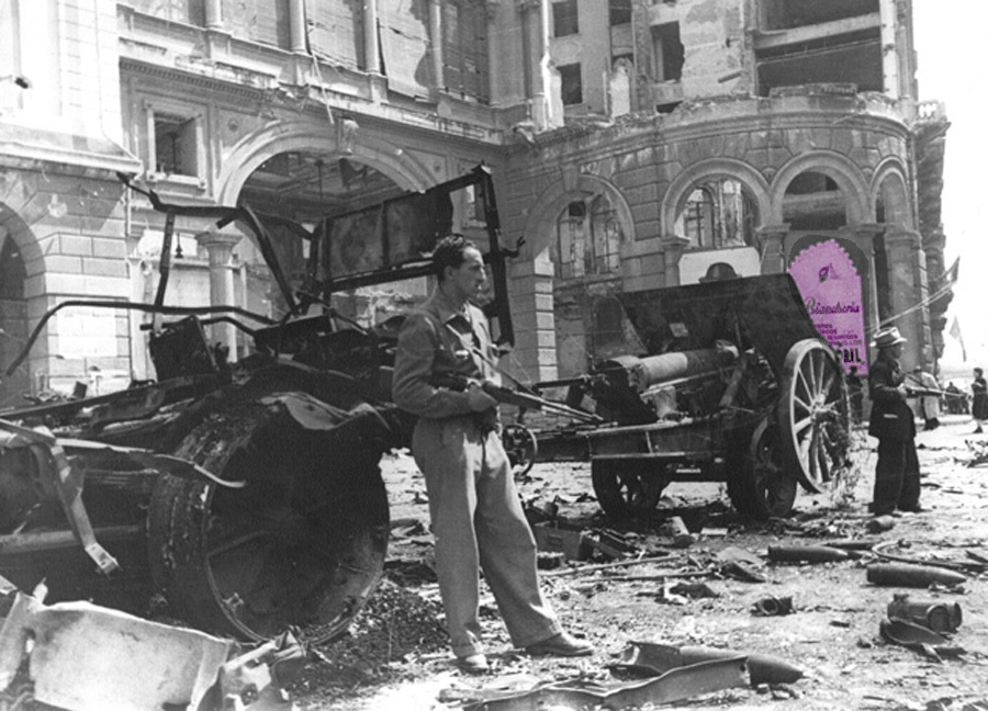 Genova, 25 aprile 1945, De Ferrari